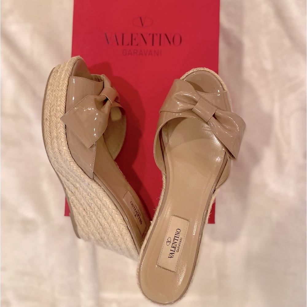 Authentic Valentino Garavani beige wedge heeled slides size 38